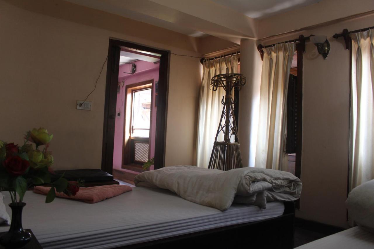 Moonlight Guest House Bhatgoan Exterior foto
