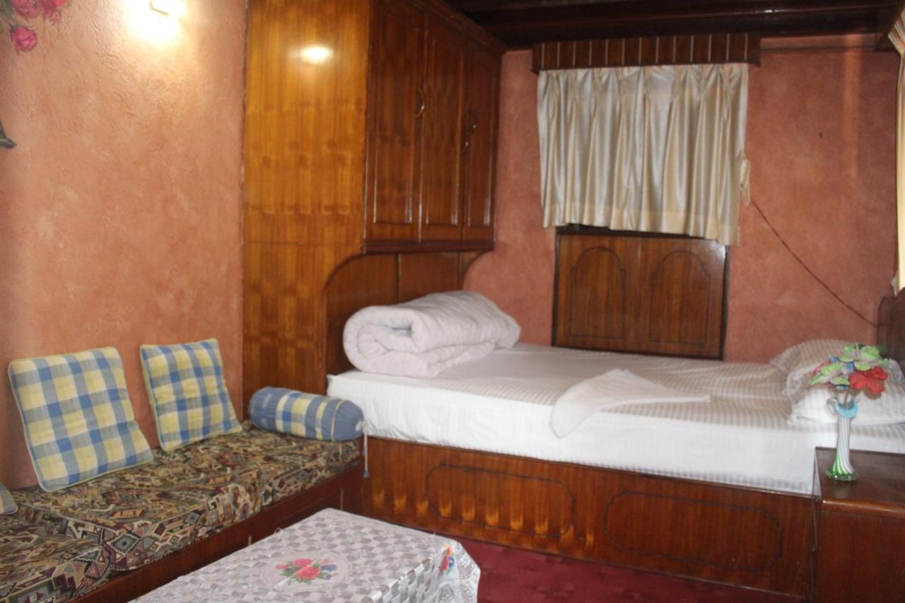 Moonlight Guest House Bhatgoan Exterior foto